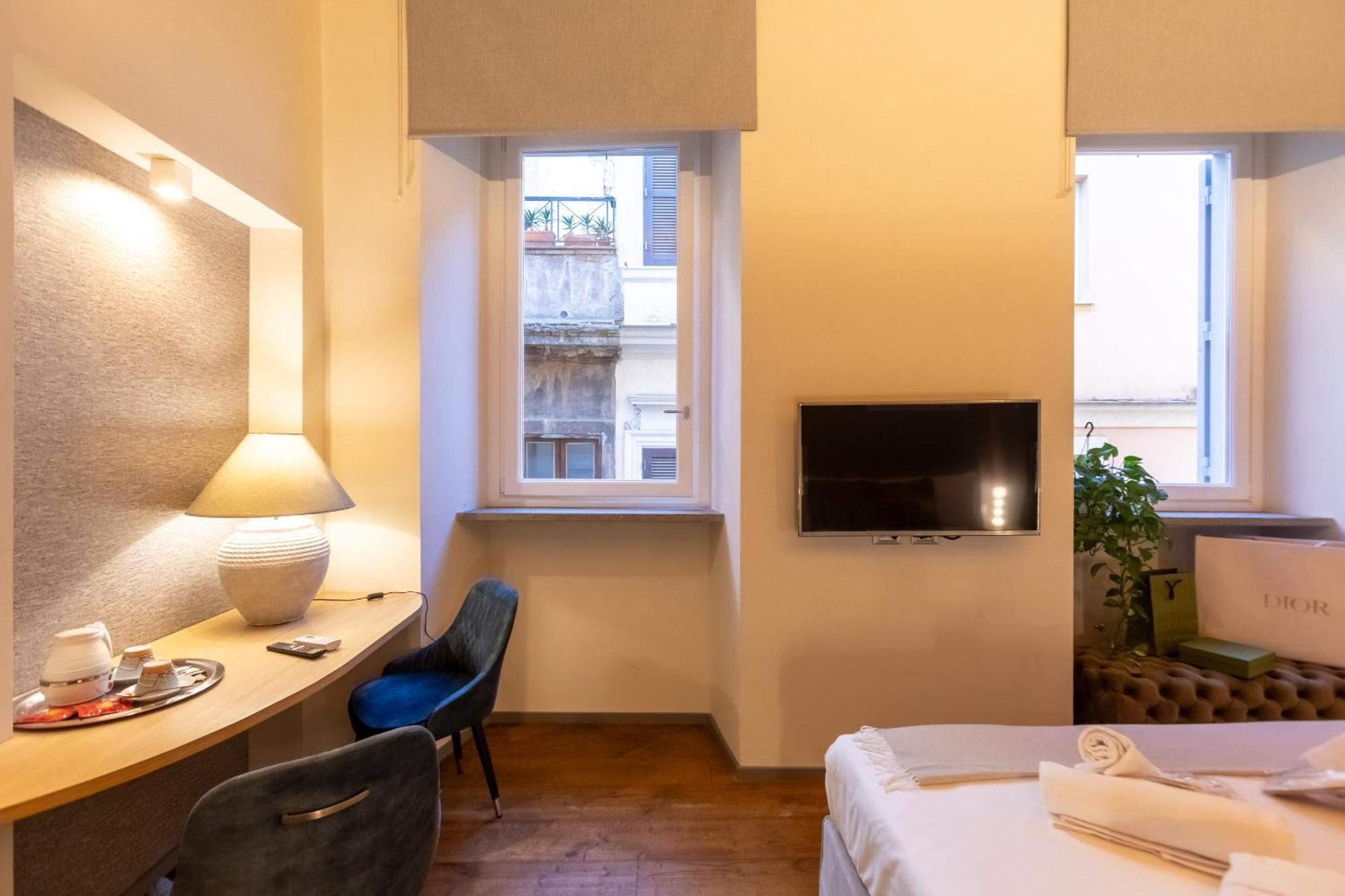 Fontana Di Trevi Roma Luxury Suite Luaran gambar
