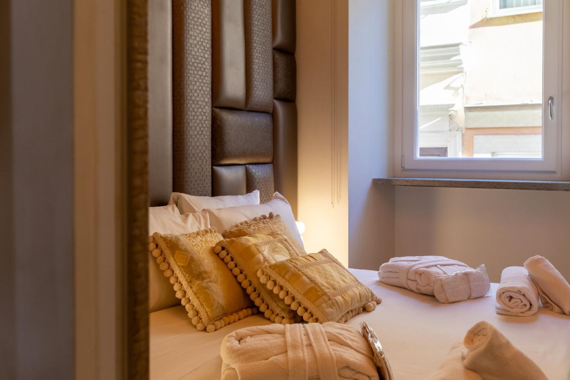Fontana Di Trevi Roma Luxury Suite Luaran gambar